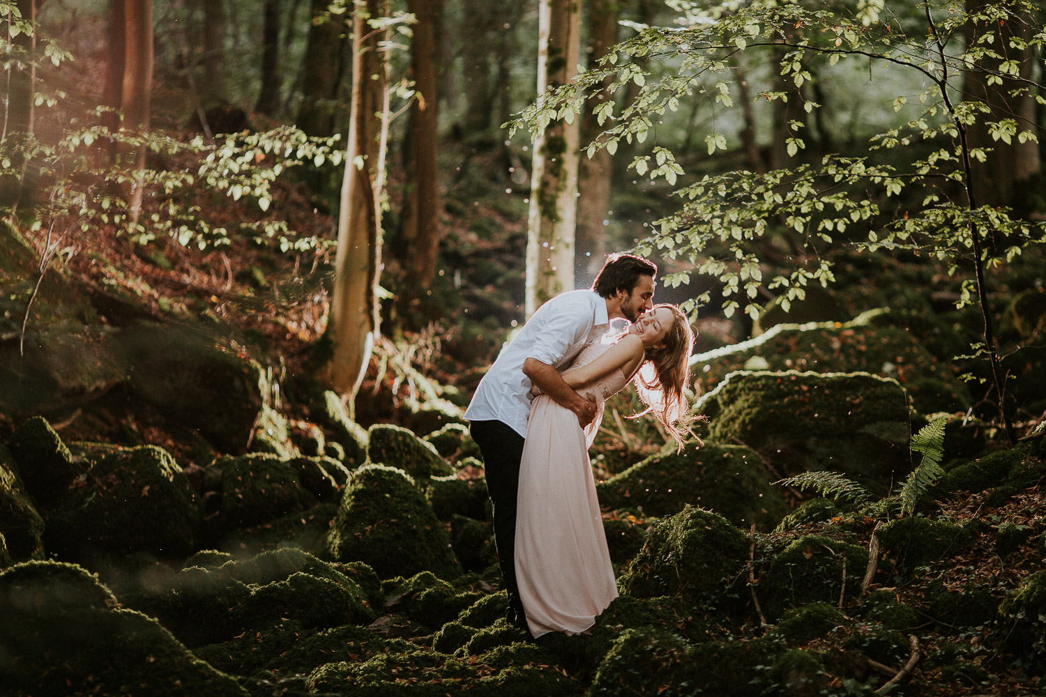 evelyn-denis_engagement-photo-shoot-in-pforzheim_21